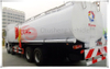 Camión cisterna de combustible de alta calidad de SINOTRUK HOWO 8X4 35cbm con 4 árboles y 12 ruedas