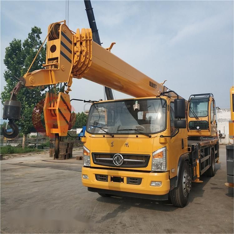 CAMIÓN GRÚA DongFeng 6X4 