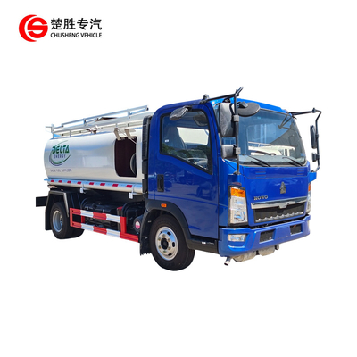 Buena calidad 4x2 sinotruk howo 5000l camión de tanque de combustible