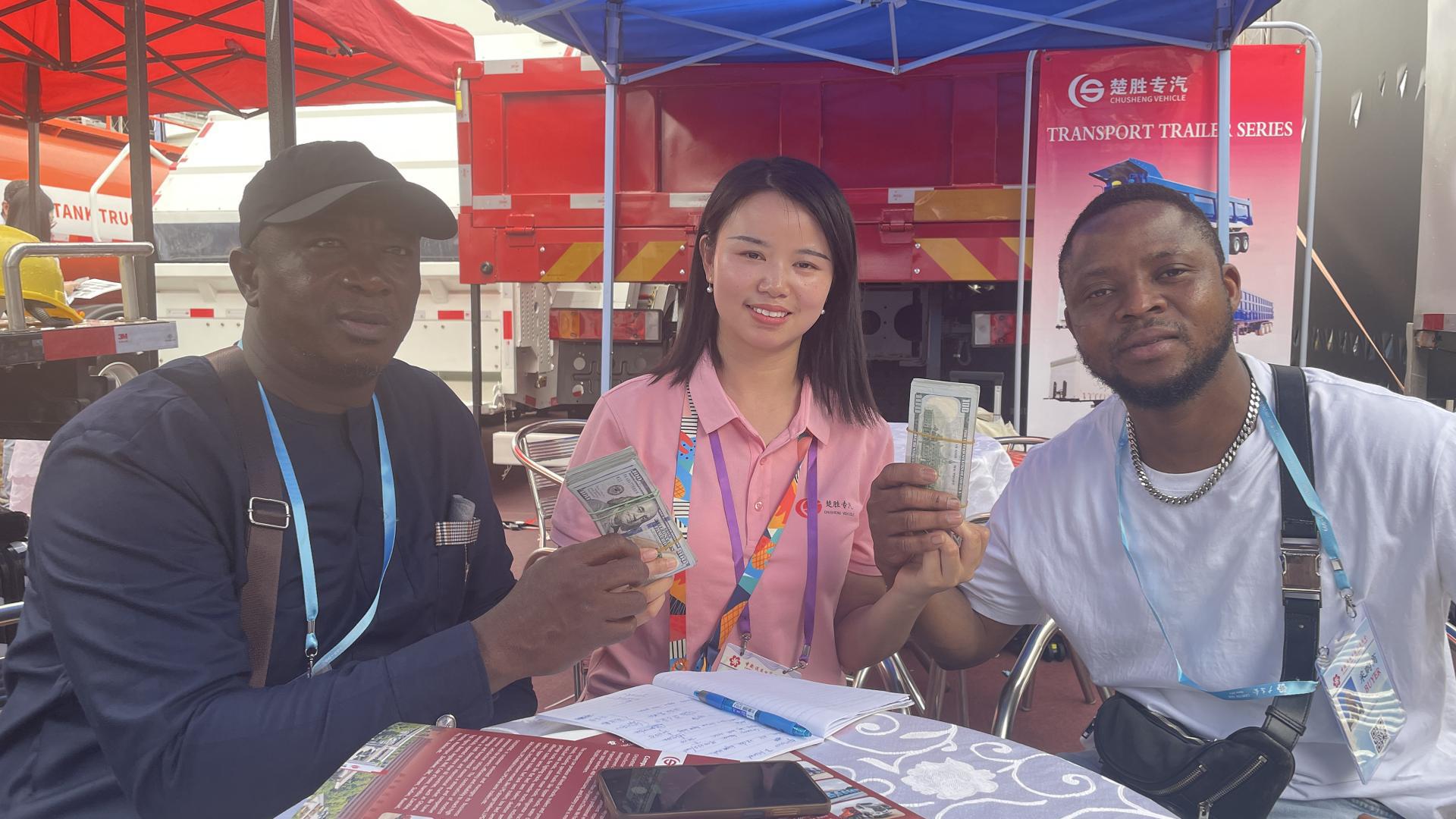 ¡Exitoso! Vehículo Chusheng en 137a Feria de Canton
