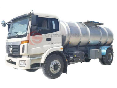 camión cisterna de agua potable