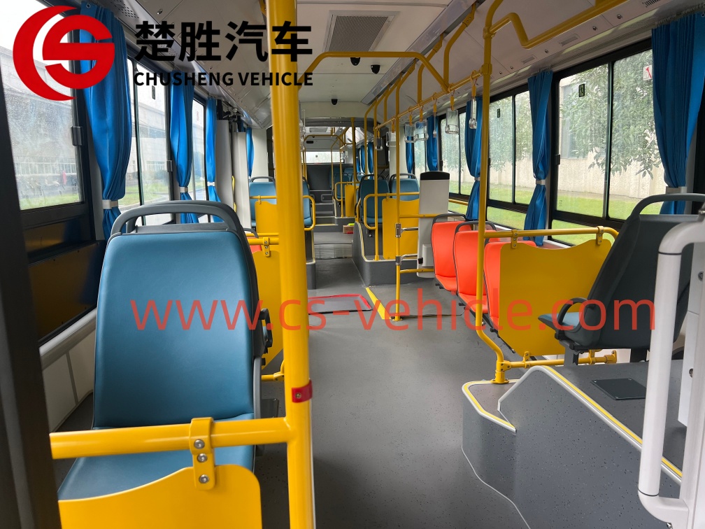 Autob&uacute;s urbano el&eacute;ctrico-5